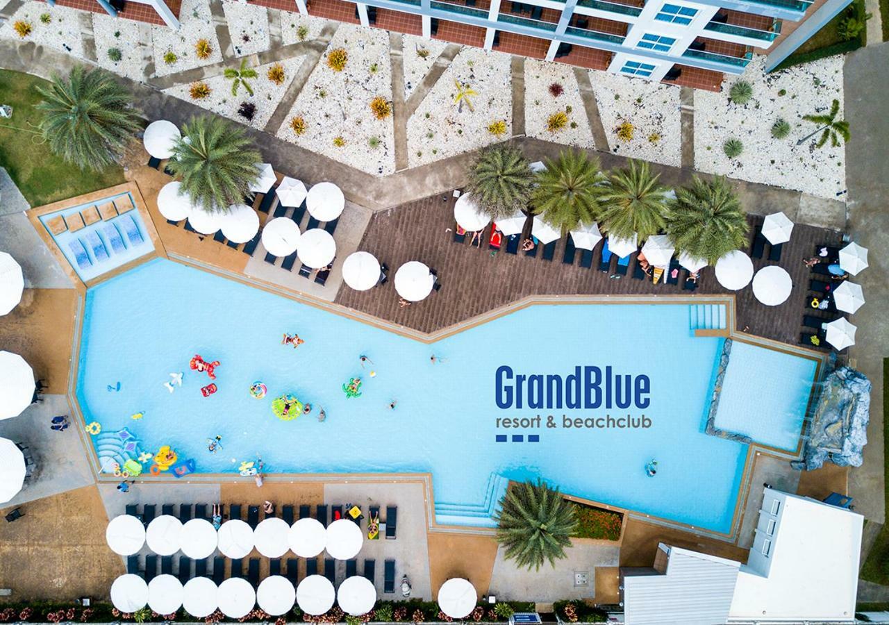 מאה פים Grandblue Resort & Beachclub מראה חיצוני תמונה